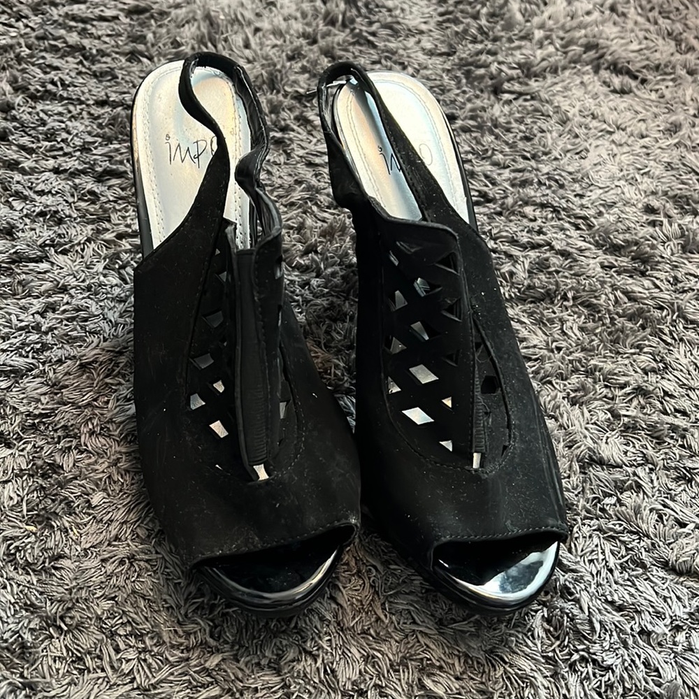 Black heels